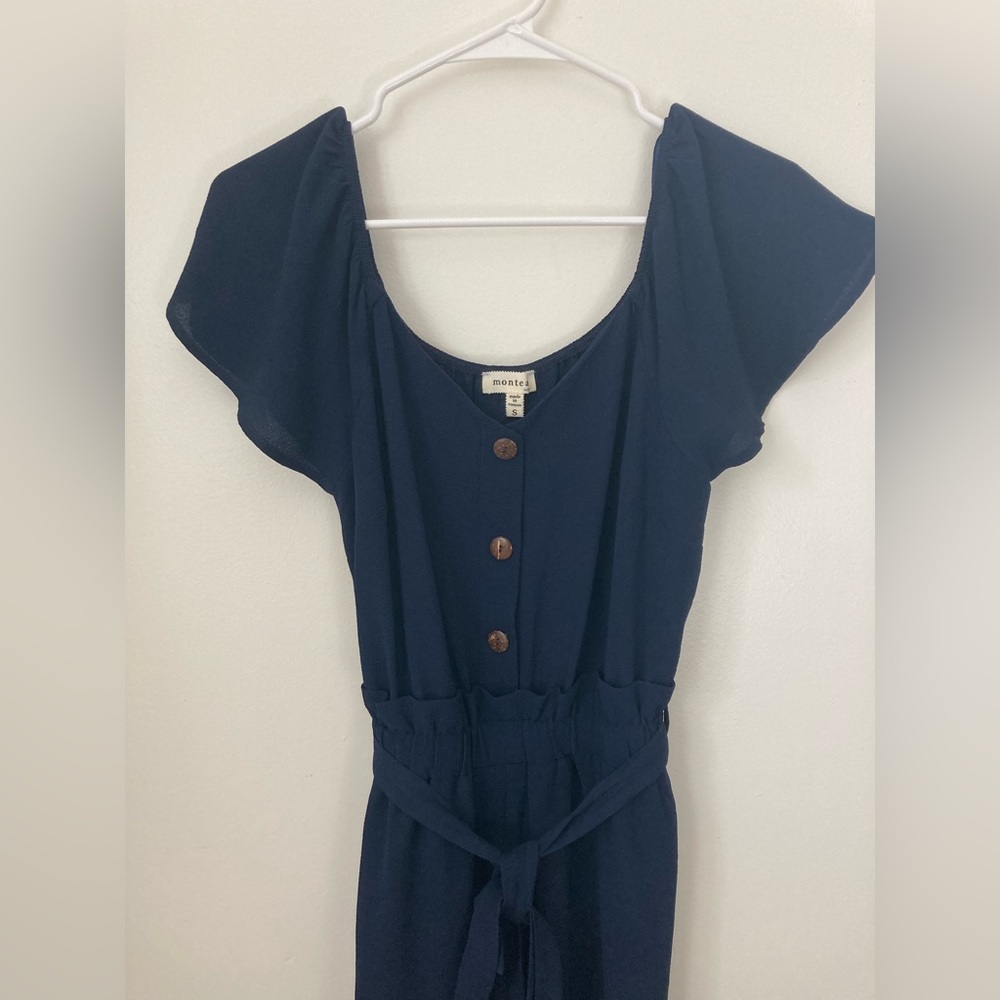 #125. 🆕 NWOT, Monteau, Flutter Sleeve Jumpsuit, Size S, Navy Blue, (Women)